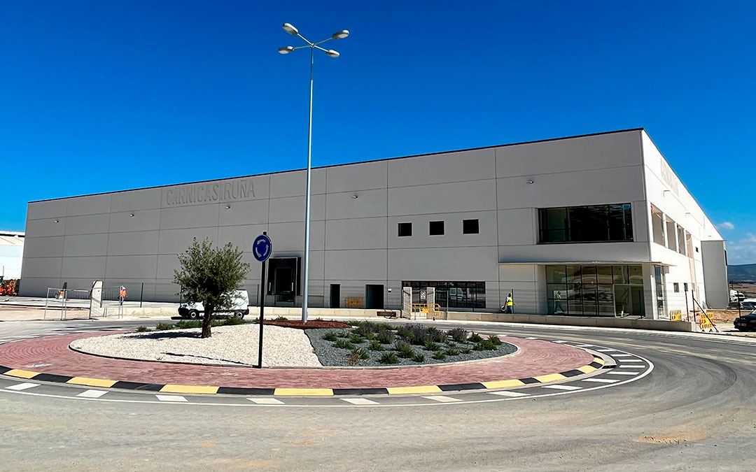 Cárnicas Iruña, la primera empresa del nuevo polígono industrial de Lumbier, generará 50 empleos directos